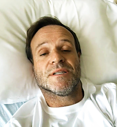 Január: Barrichello strávil pár týždňov v nemocnici. Až neskôr priznal, že mu našli tumor.