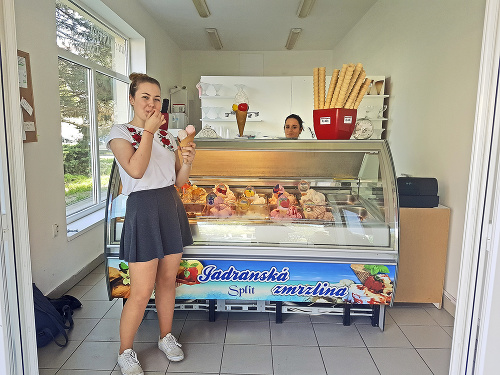 Jadranská zmrzlina Split, Námestie republiky.