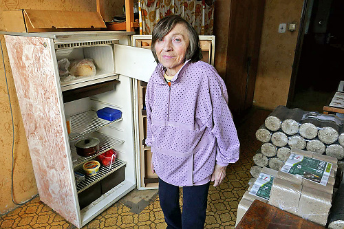 Január 2018 - Helene (69) po zaplatení všetkých účtov chladnička zívala prázdnotou.