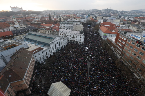 Protest Za slušné Slovensko v Bratislave.