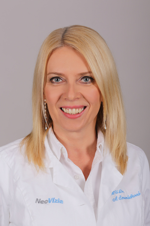 Adriana Smorádková, očná lekárka a chirurgička, Klinika NeoVízia.