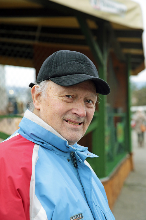 Ján (68), dôchodca