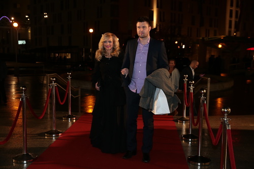 Lenka Čviriková Hriadeľová s manželom Petrom.