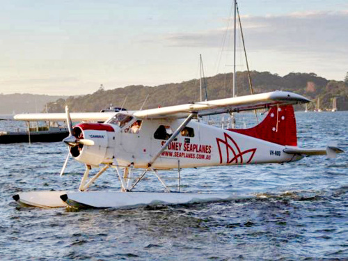 Zrútené lietadlo patrilo spoločnosti Sydney Seaplanes.