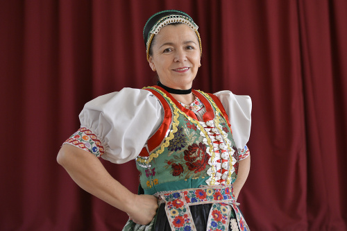  Vedúca Folklórneho súboru Záborský Mária Germušková.