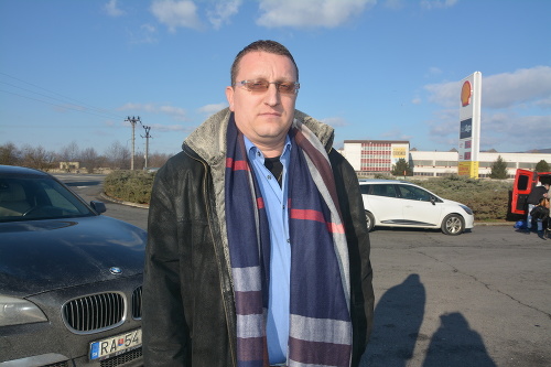 Otec omámenej žiačky Marian Výborný (42) je z konania školy rozčarovaný.