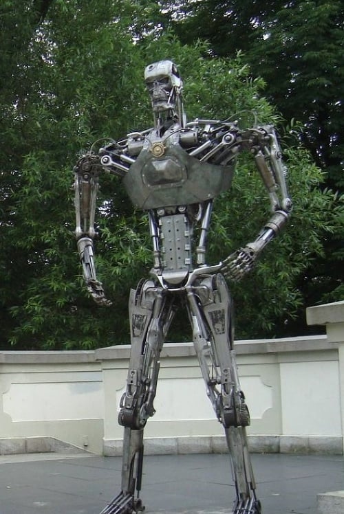Robotom inšpirovaným filmovou sériou Terminátor potešil všetkých fanúšikov Arnolda Schwarzeneggera.