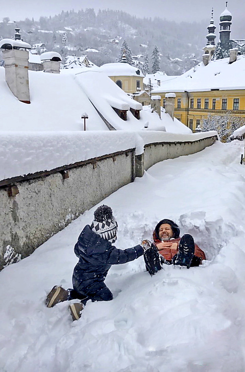 Zavalení snehom - Zdenka Predná.