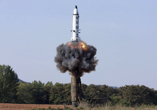 Medzikontinentálna balistická raketa je Kimovou pýchou.
