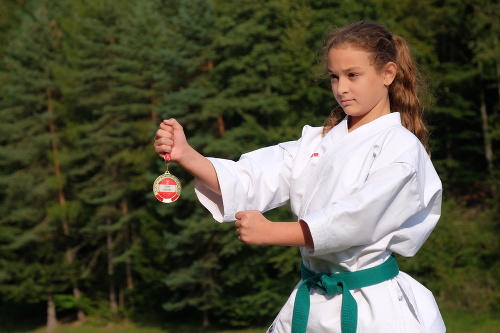 Annamária (12) sa karate venuje 4 roky, zavesiť na klinec ho neplánuje.