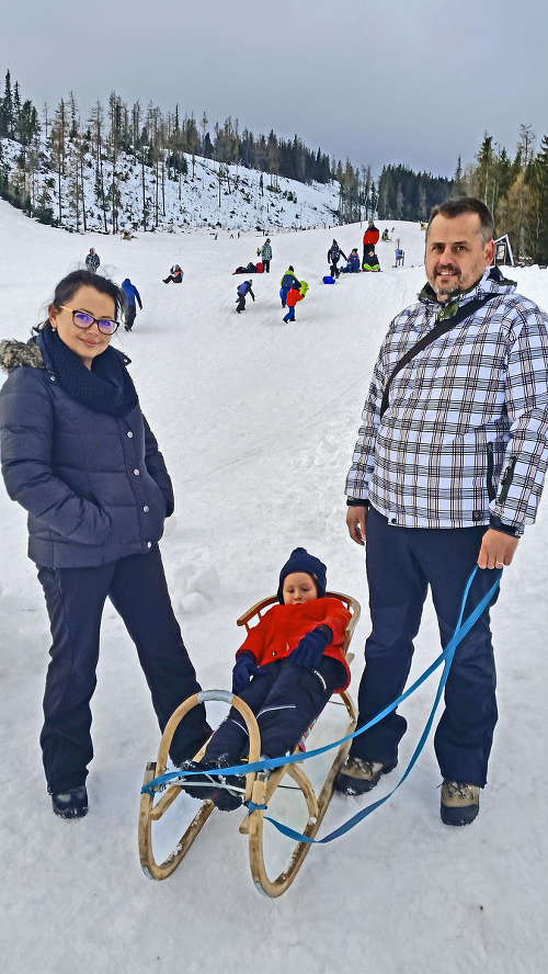 Svah Interski: Sánkar Jurko (4) s rodičmi prišli z Košíc