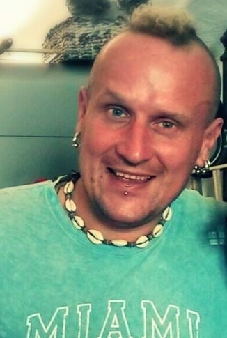 Laco Ďurkovič (43), redaktor.