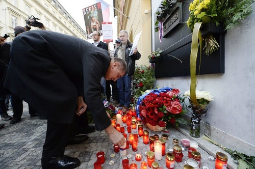 Andrej Babiš si uctil spomienku na udalosti 17. novembra 1989.