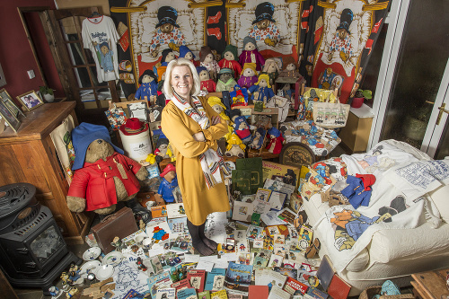 Šesťnásobná mamička  posledných 15 rokov strávila tým,  že svoju zbierku rozširovala a renovovala poškodené hračky. 