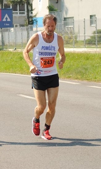 Peter Gombita trénoval trikrát týždenne, v októbri zabehol košický maratón.