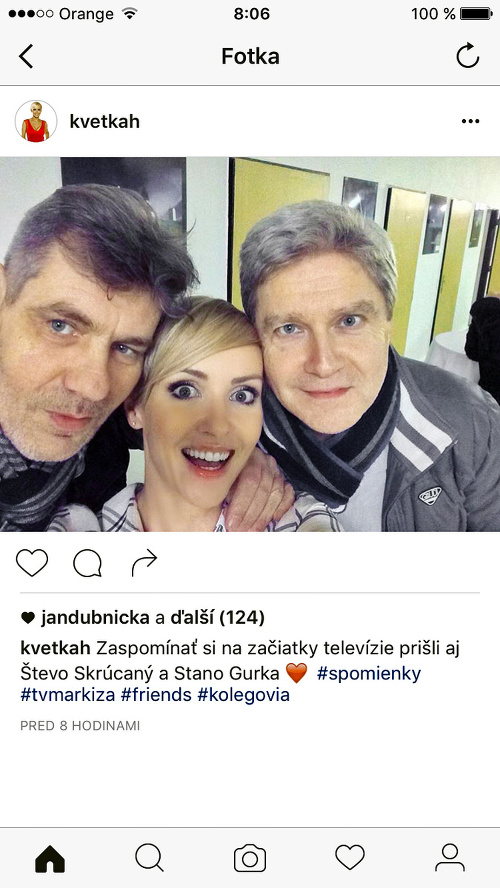 Kvetka Horváthová si urobila selfie so Števom Skrúcaným a Stanom Gurkom. 