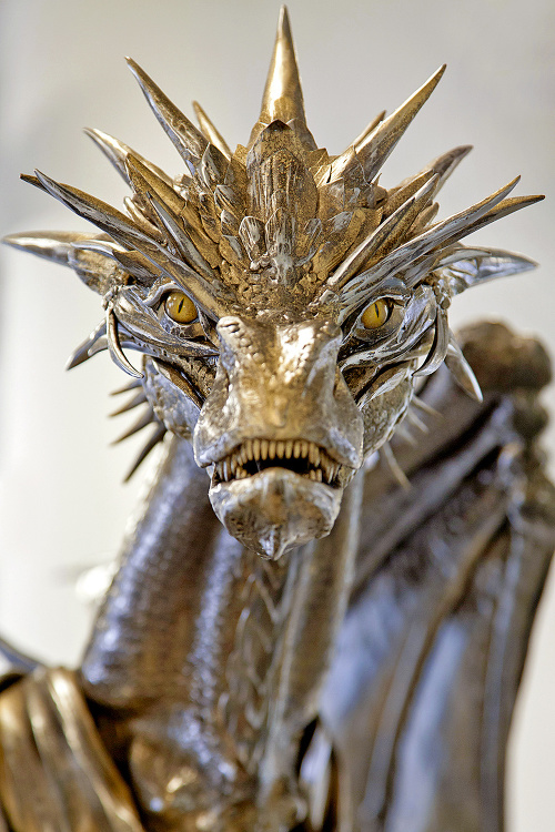 Najväčším Mariánovým dielom je drak, ktorý zdobí galériu v českom Zlíne.