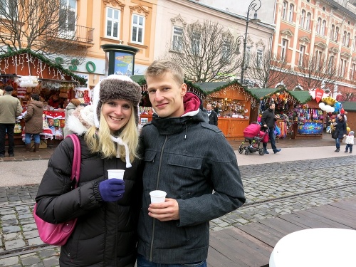 Václav Chlapec (24) a Veronika Chvalová (26) si prišli do Košíc vychutnať varené vínko až z českého Liberca.