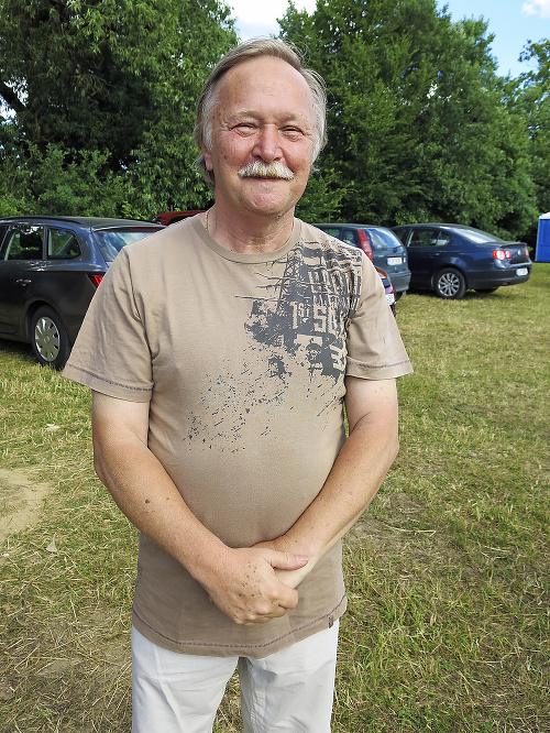 Ladislav Demko (55), výtvarník.