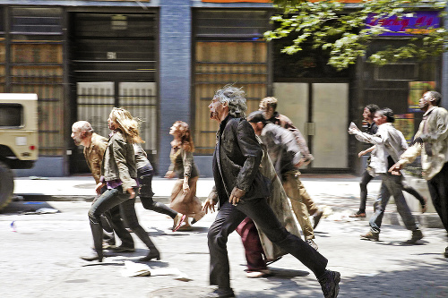 Utekajte, idú zombíci: Tému živých mŕtvol dokonale rozpracoval seriál Walking Dead.