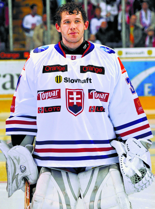 Hokejový brankár Ján Lašák.