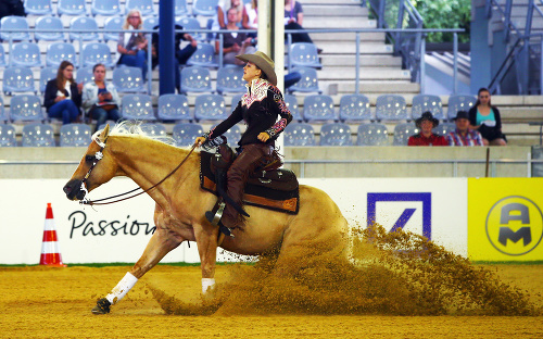 Gina Schumacherová na koni.