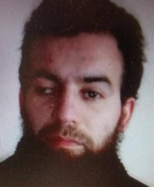 Podozrivý zo stredajšieho útoku v Paríži má byť Alžírčan Hamou Benlatreche.