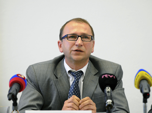 Štefan Hlinka je členom Dozornej rady ZSSK Cargo Slovakia.