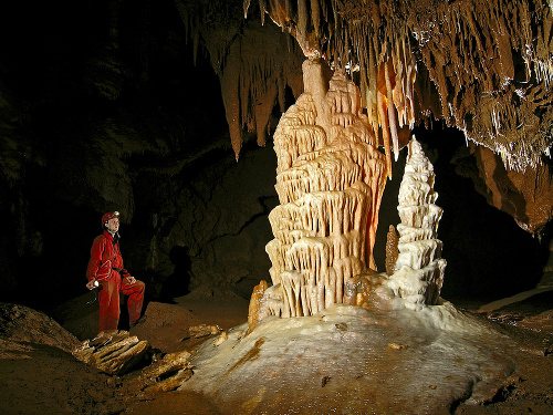 Krásnohorská jaskyňa.