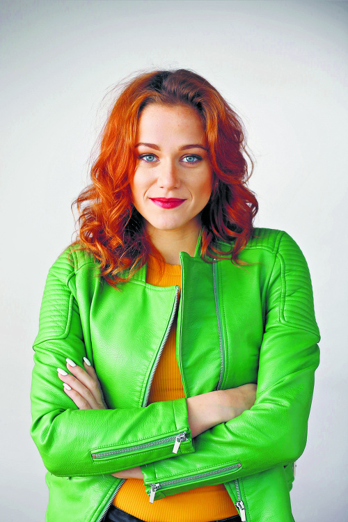 Emma Drobná (23), speváčka.