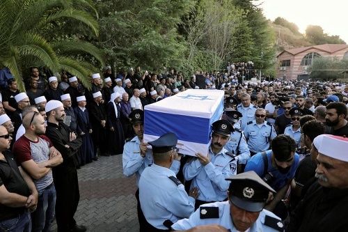 Pohreb jeruzalemských policajtov.