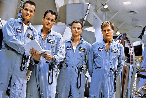 Snímka z filmu Apollo 13, ktorý sa inšpiroval misiou.