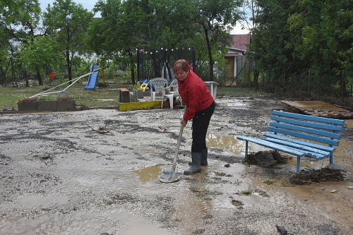 Východné Slovensko bojuje s povodňami. 