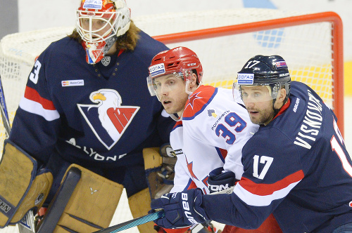 Slovanisti sa lúčia s play off v KHL.