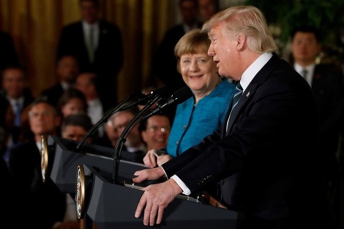 Donald Trump sa stretol s nemeckou kancelárkou Angelou Merkelovou.