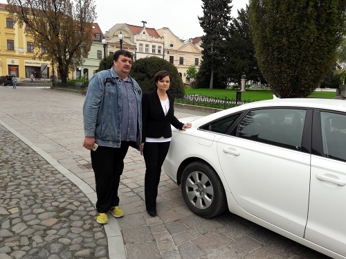 Prevádzkovatelia jednej z taxislužieb Renáta a Jroslav Kopilcovci.