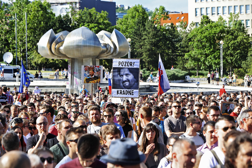 Protestujúci žiadali hlavu ministra Roberta Kaliňáka