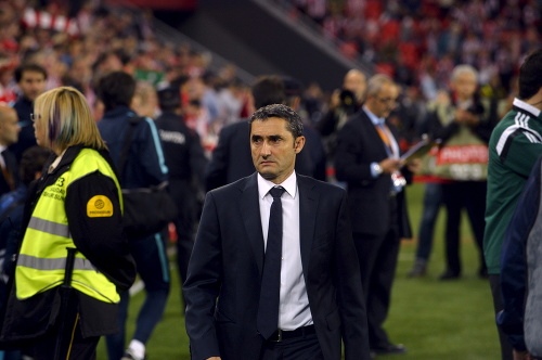 Ernesto Valverde sa v pondelok stal novým trénerom futbalistov FC Barcelona. 
