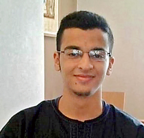 Ismael Abedi (23) brat - zadržaný.
