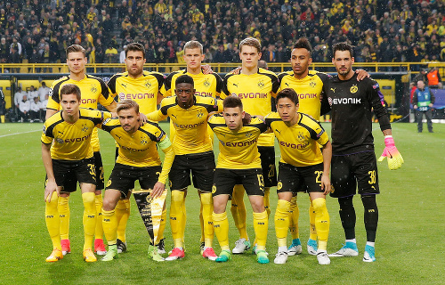 Futbalisti Dortmundu pred zápasom.