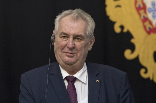 Prezident Miloš Zeman vydal kontroverznú milosť.
