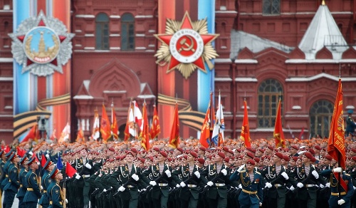 Slávnostná vojenská prehliadka pri príležitosti víťazstva ZSSR nad Nemeckom.