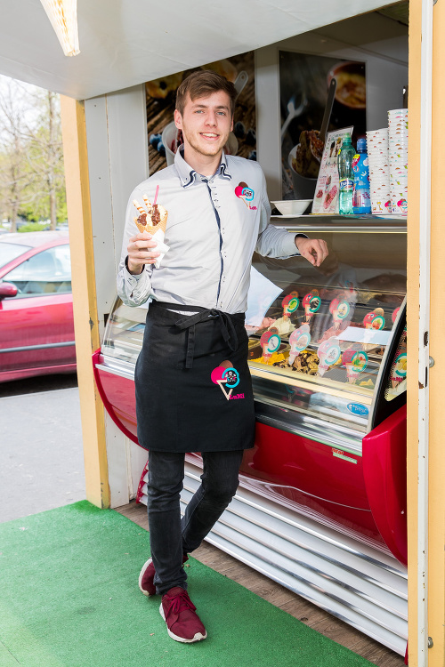 Tomáš Pudiš (21), Slovenská Technická univerzita - informatika, Bratislava.