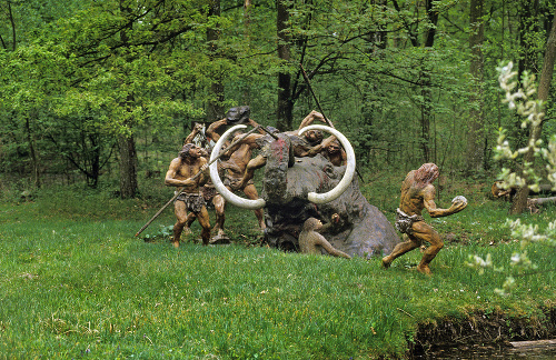 TEÓRIA: Doteraz sa nepotvrdilo, že by pravekí lovci chytali mamuty do vykopaných pascí.