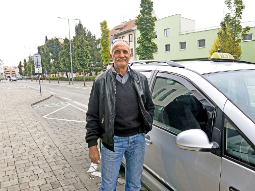 Michal Greguš (55), Piešťany, taxikár.