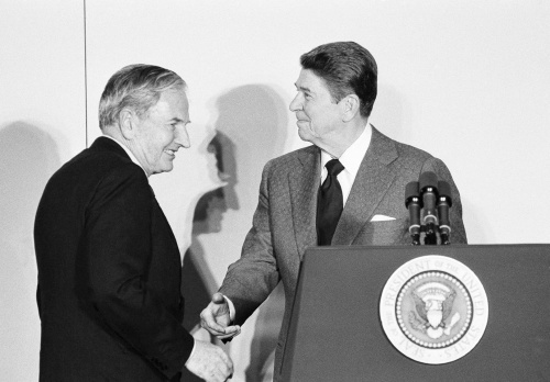 David Rockefeller s prezidentom Ronaldom Reaganom (vpravo).