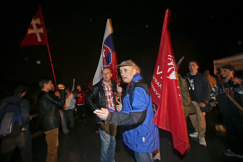 Rusofil Ján Čarnogurský brojil proti NATO spolu s Kotlebovcami.