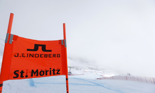 Zjazd mužov sa ako štvrtá plánovaná súťaž MS v alpskom lyžovaní v sobotu neuskutočnil. 
