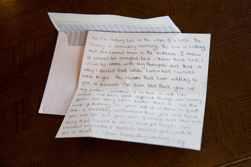 Tento list slúžil Fifi na nadviazanie prvotného kontaktu.
