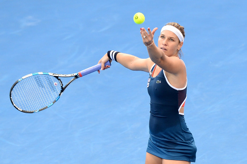 Dominika Cibulková úspešne vstúpila do novej sezóny. Na turnaji WTA v austrálskom Brisbane sa prebojovala do štvrťfinále.